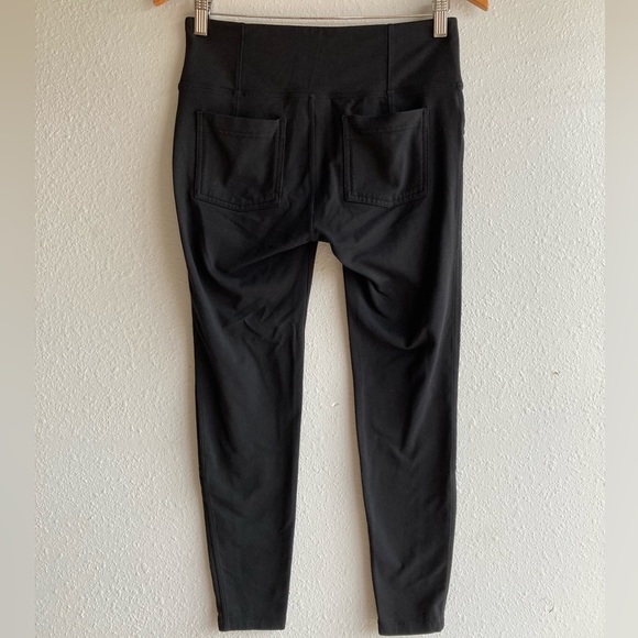 Athleta Metro Athletic High Waisted Athleisure Errands Pocket Leggings - Picture 9 of 15